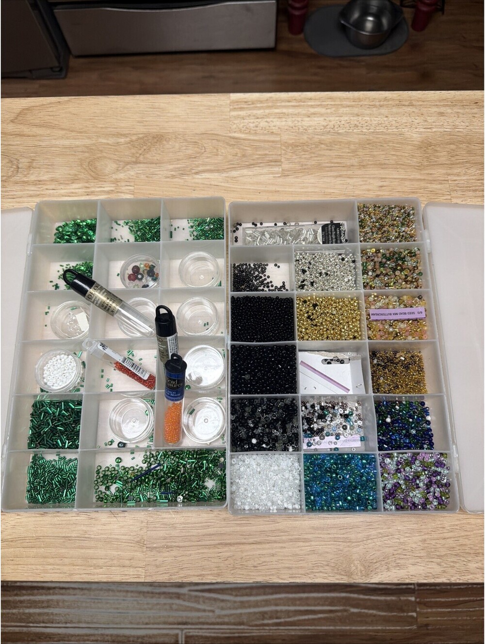 Huge 4 Lb Lot Of Jewelry Or Craft Beads In Organizer Boxes Multi Color Materials
